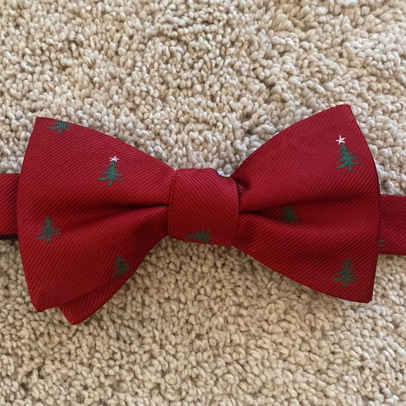 NWOT Tommy Hilfiger Christmas/ Holiday Bow ties - Picture 3 of 4